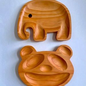 Set of Two Petits et Maman Plates
